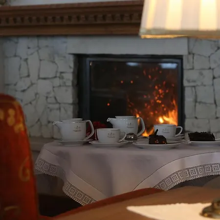 Hotel Alpen